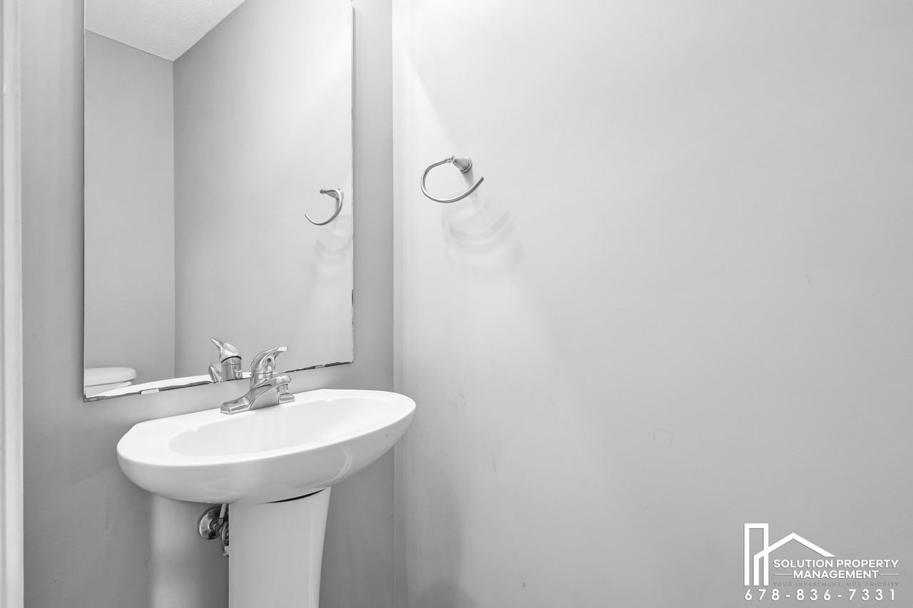 141 Madison Pl #1 - Photo 5 of 20