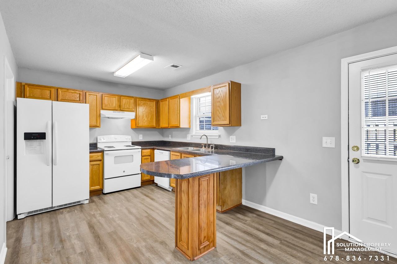 141 Madison Pl #1 - Photo 6 of 20