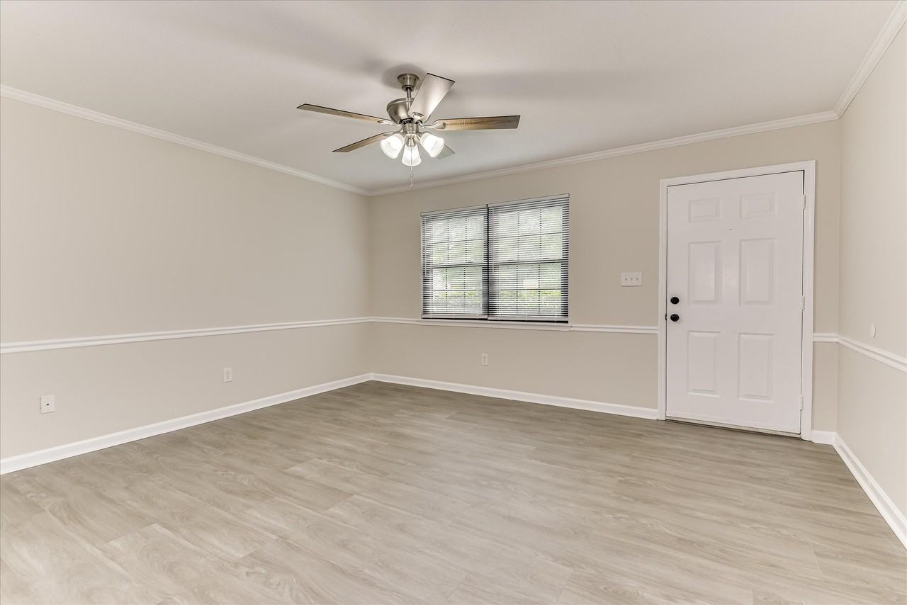 204 1/2 W Buena Vista Ave #1 - Photo 5 of 29