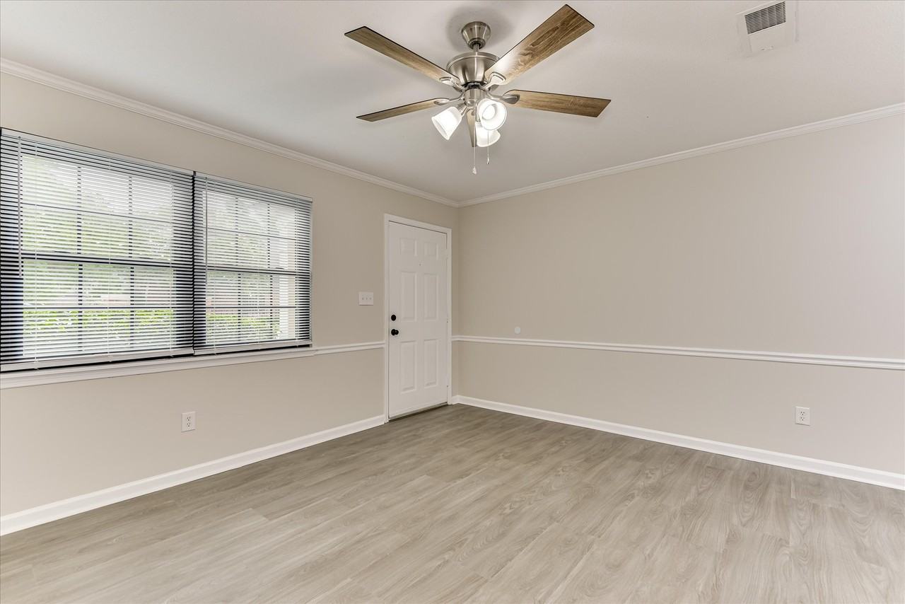 204 1/2 W Buena Vista Ave #1 - Photo 6 of 29