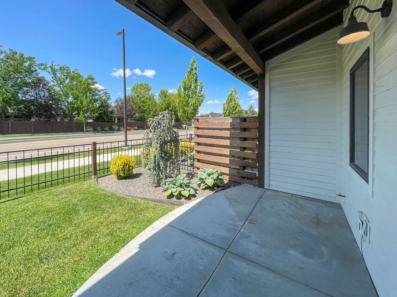 4200 W Lovegood Ln #1 - Photo 4 of 35