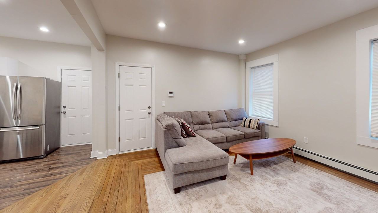 90 Bristol St - Photo 2 of 22