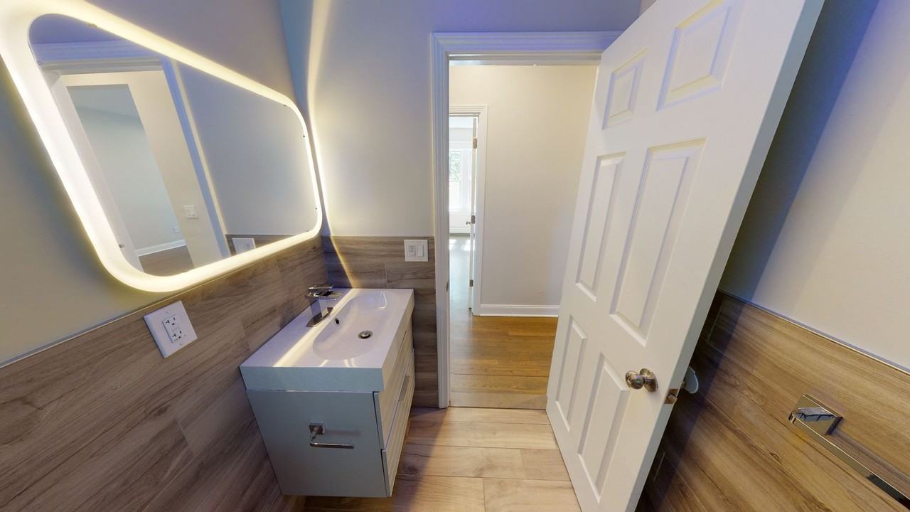 90 Bristol St - Photo 6 of 22