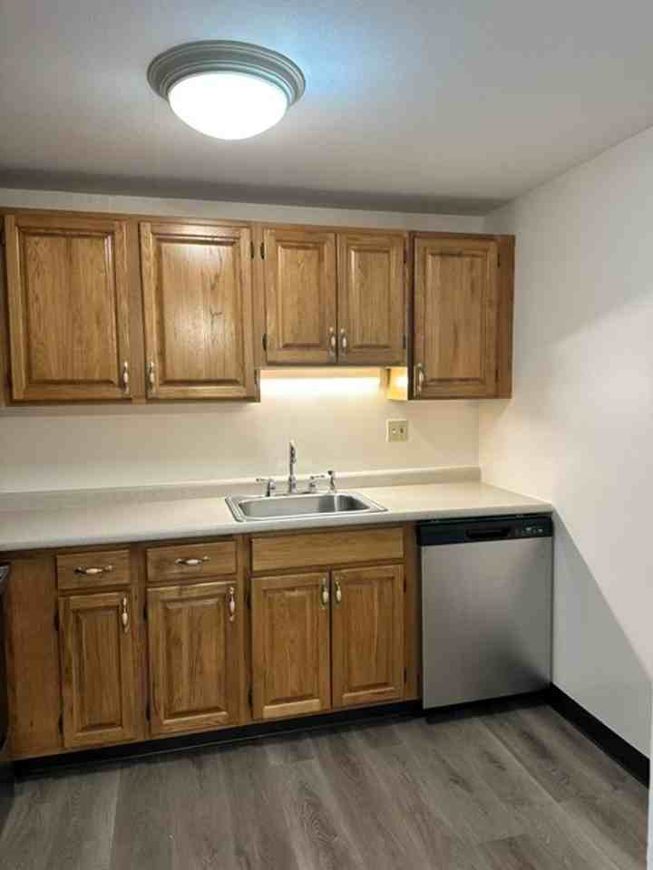 Mount Vernon Apartments - Photo 5 of 28