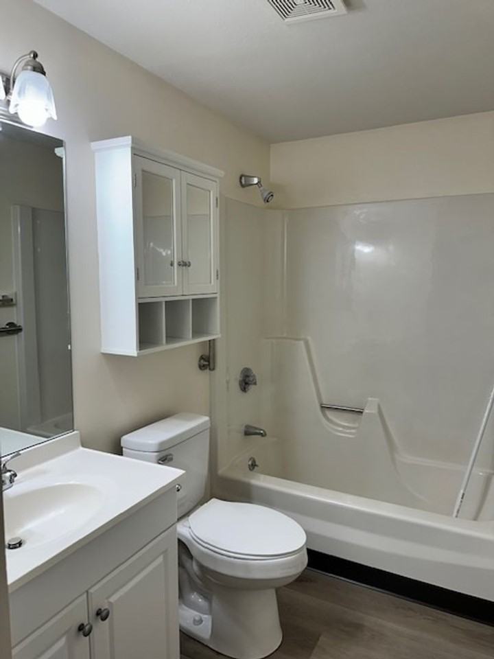 Mount Vernon Apartments - Photo 7 of 28