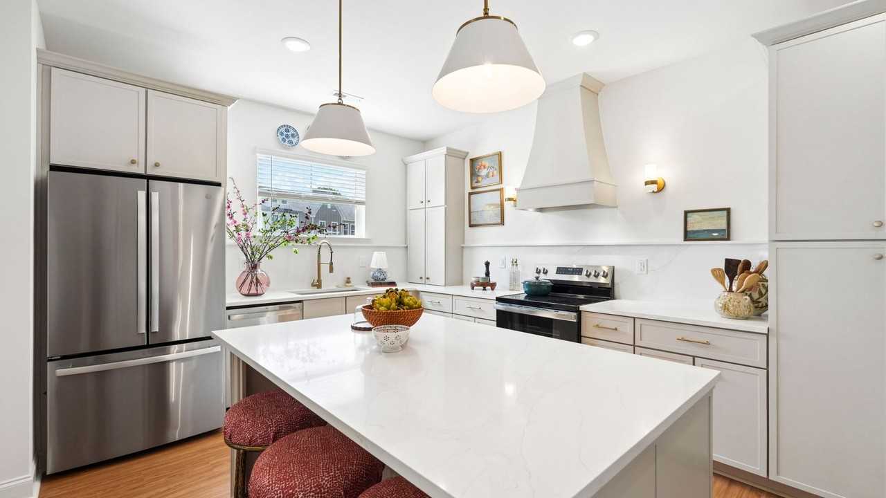 New Classically designed Duet style homes for Rent in Charlotte - Photo 4 of 36
