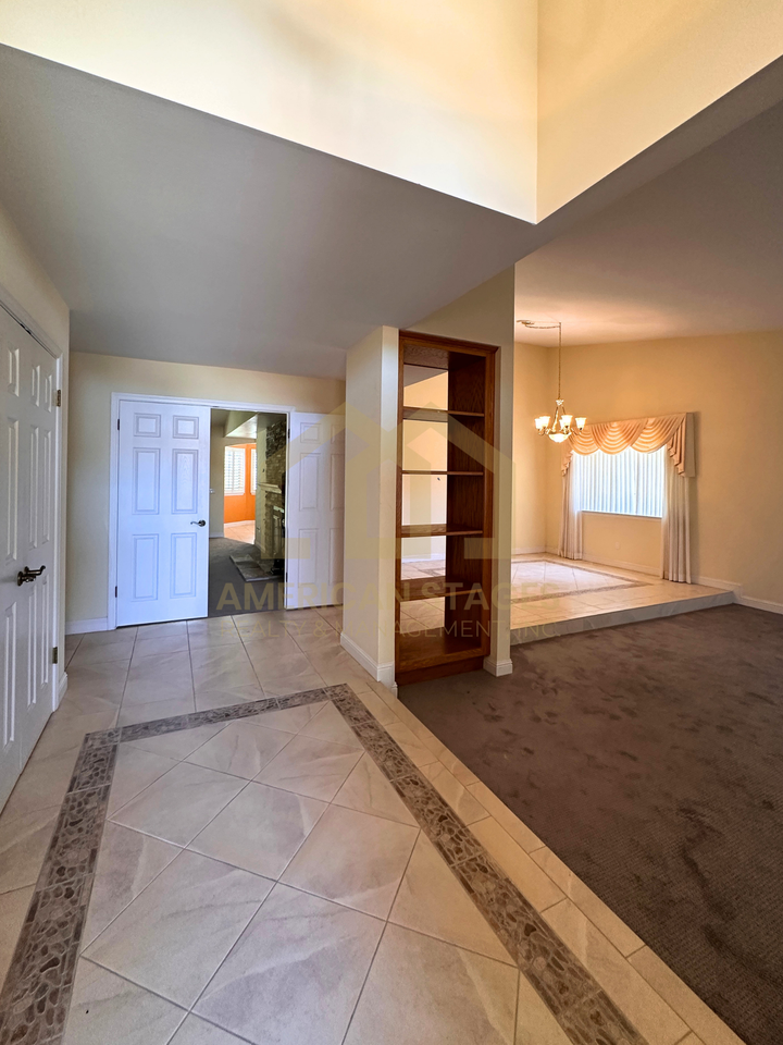 1255 Craig Dr #1 - Photo 3 of 21