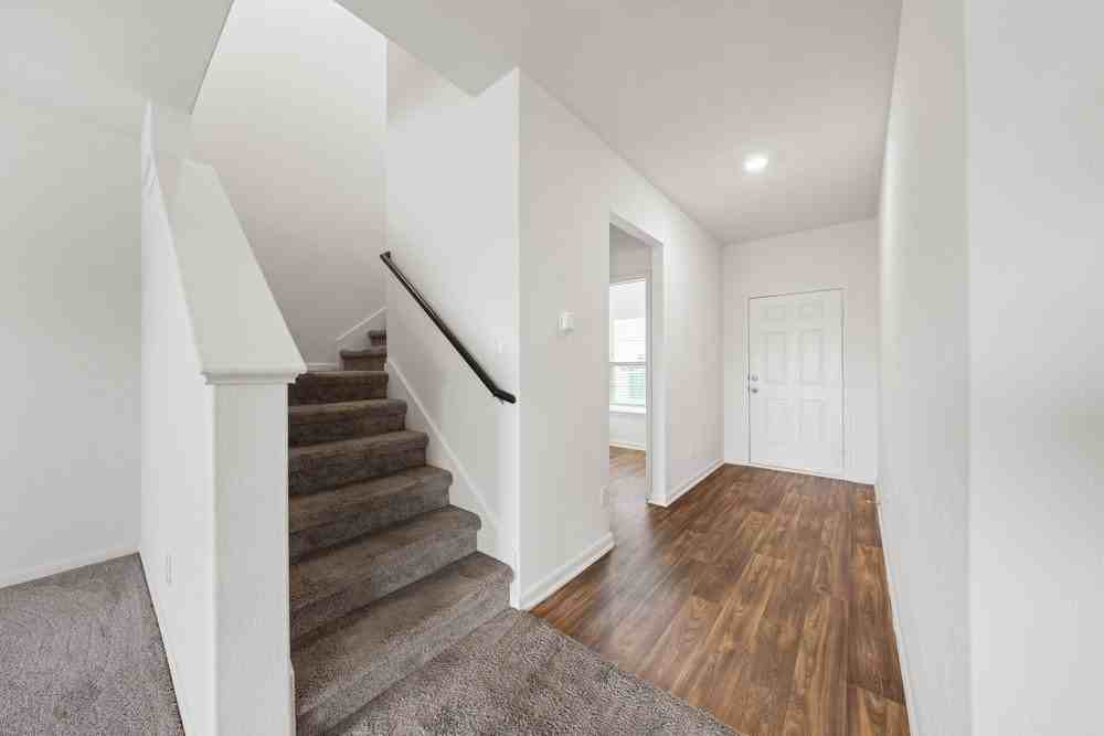 11038 Chatham Ct #1 - Photo 4 of 26