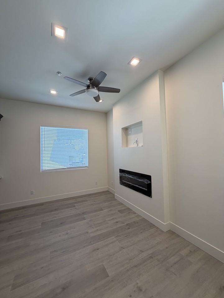 3508 Parker Hill Ct #1 - Photo 4 of 24