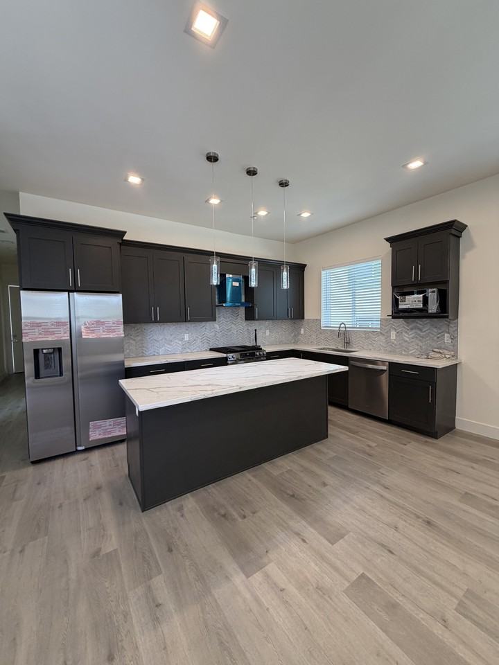 3508 Parker Hill Ct #1 - Photo 6 of 24