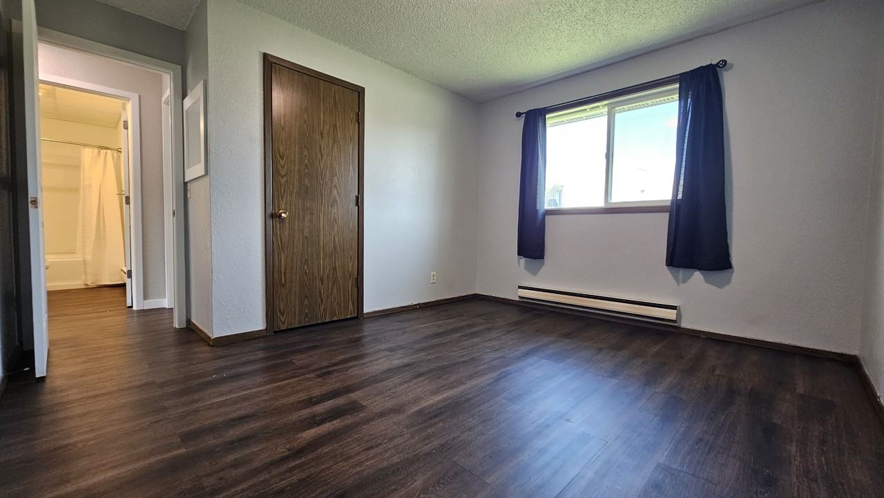 2885 Springreen Dr #4 - Photo 3 of 6