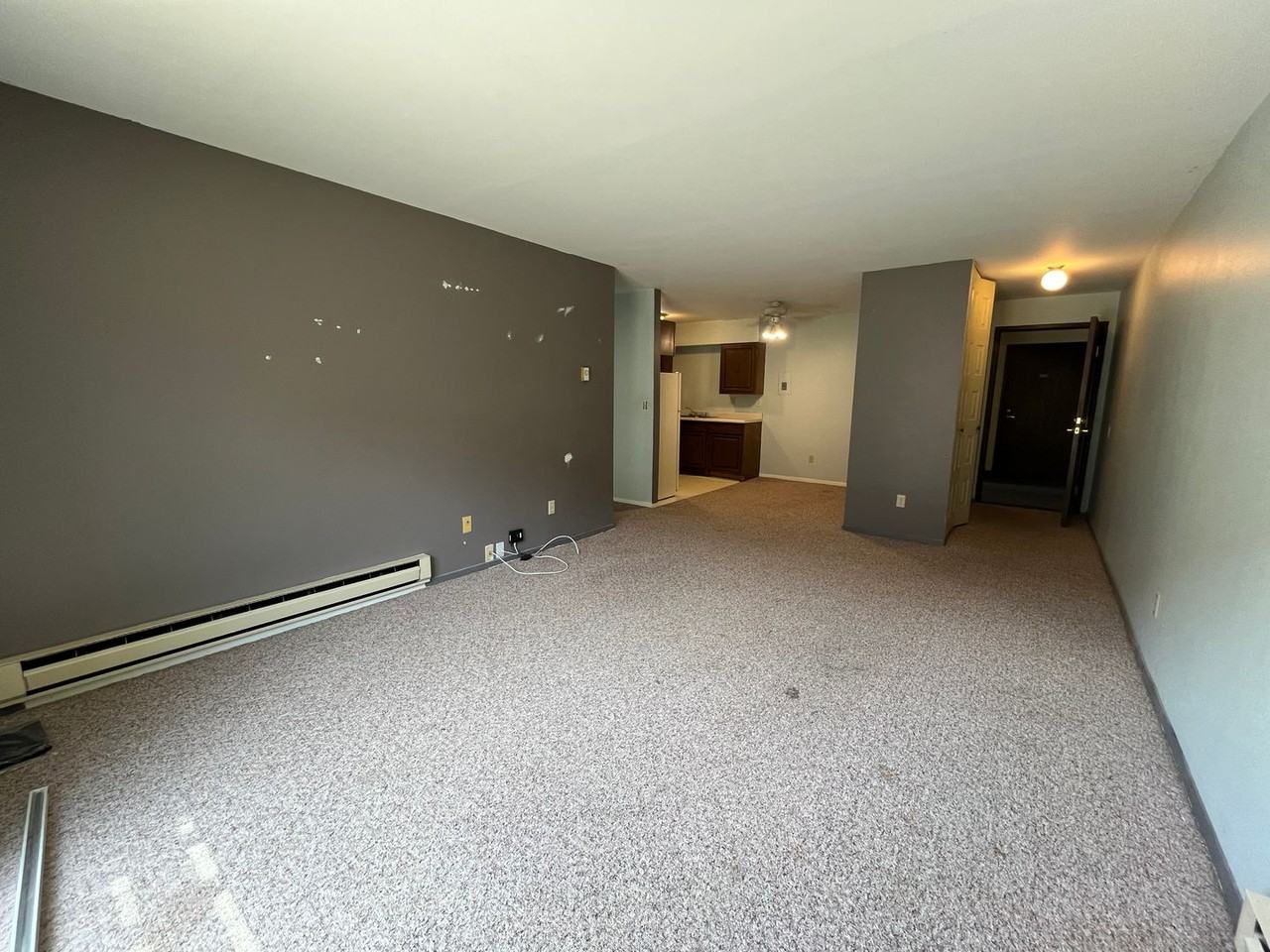 11229 W National Ave - Photo 2 of 10