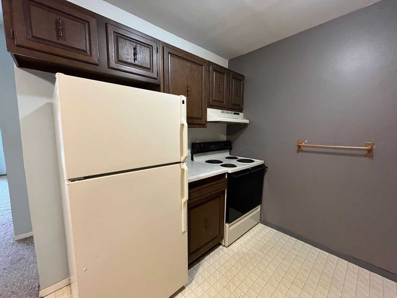 11229 W National Ave - Photo 5 of 10