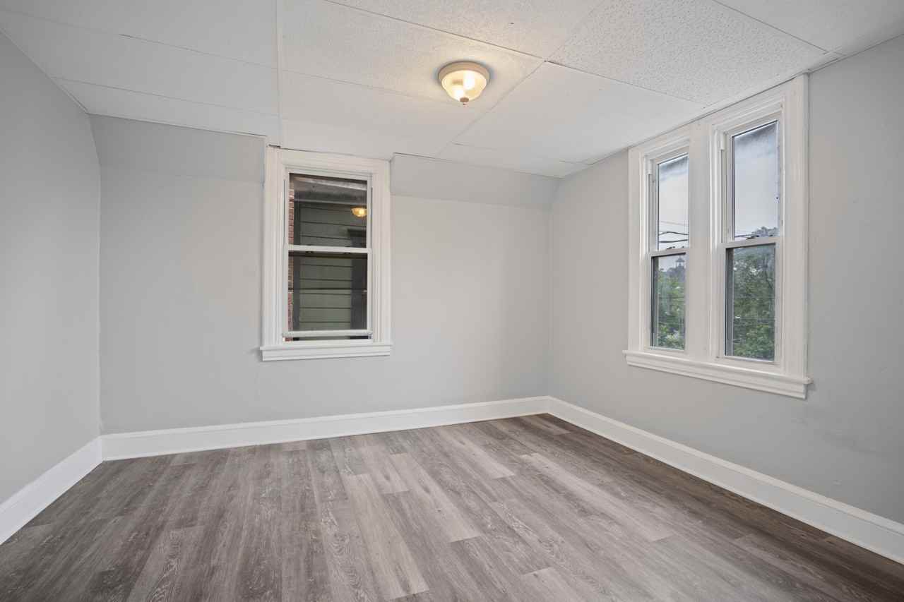 235 Monmouth St #2 - Photo 7 of 8