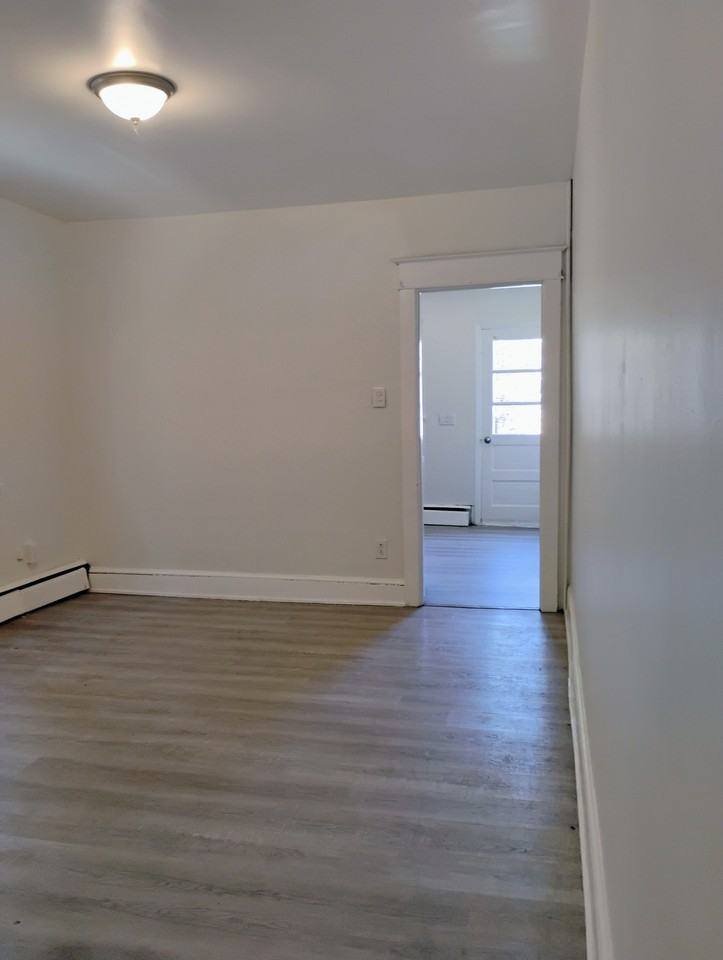 130 Harvey Ave #1 - Photo 7 of 26