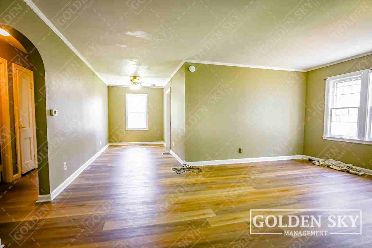 1111 W Bethel Ave #1 - Photo 4 of 10