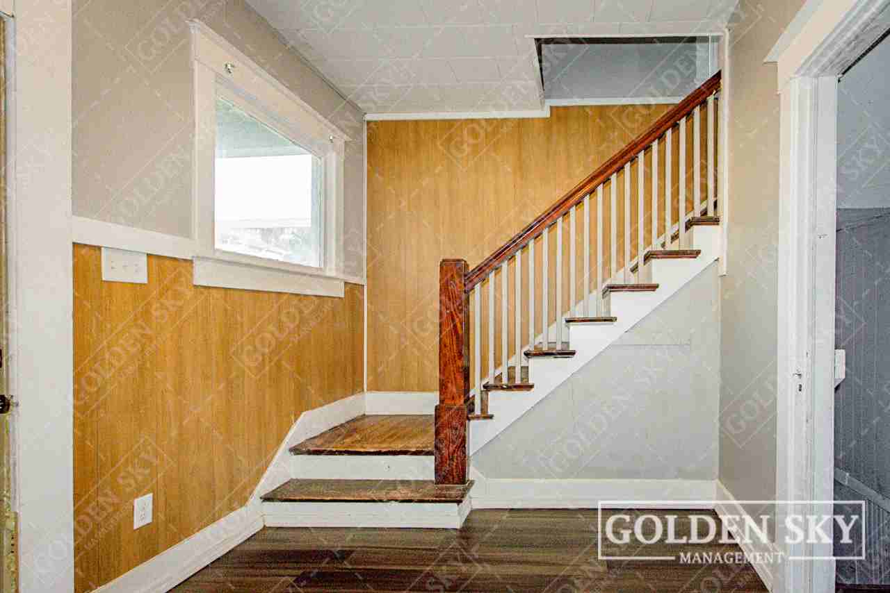 312 S Gharkey St #1 - Photo 7 of 10
