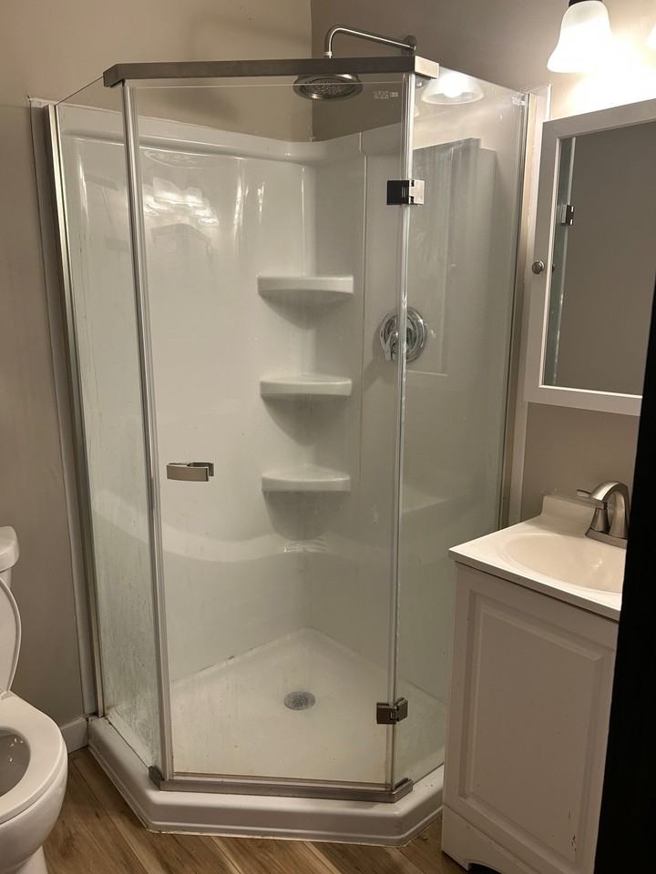 609 Adams St #1 - Photo 5 of 7