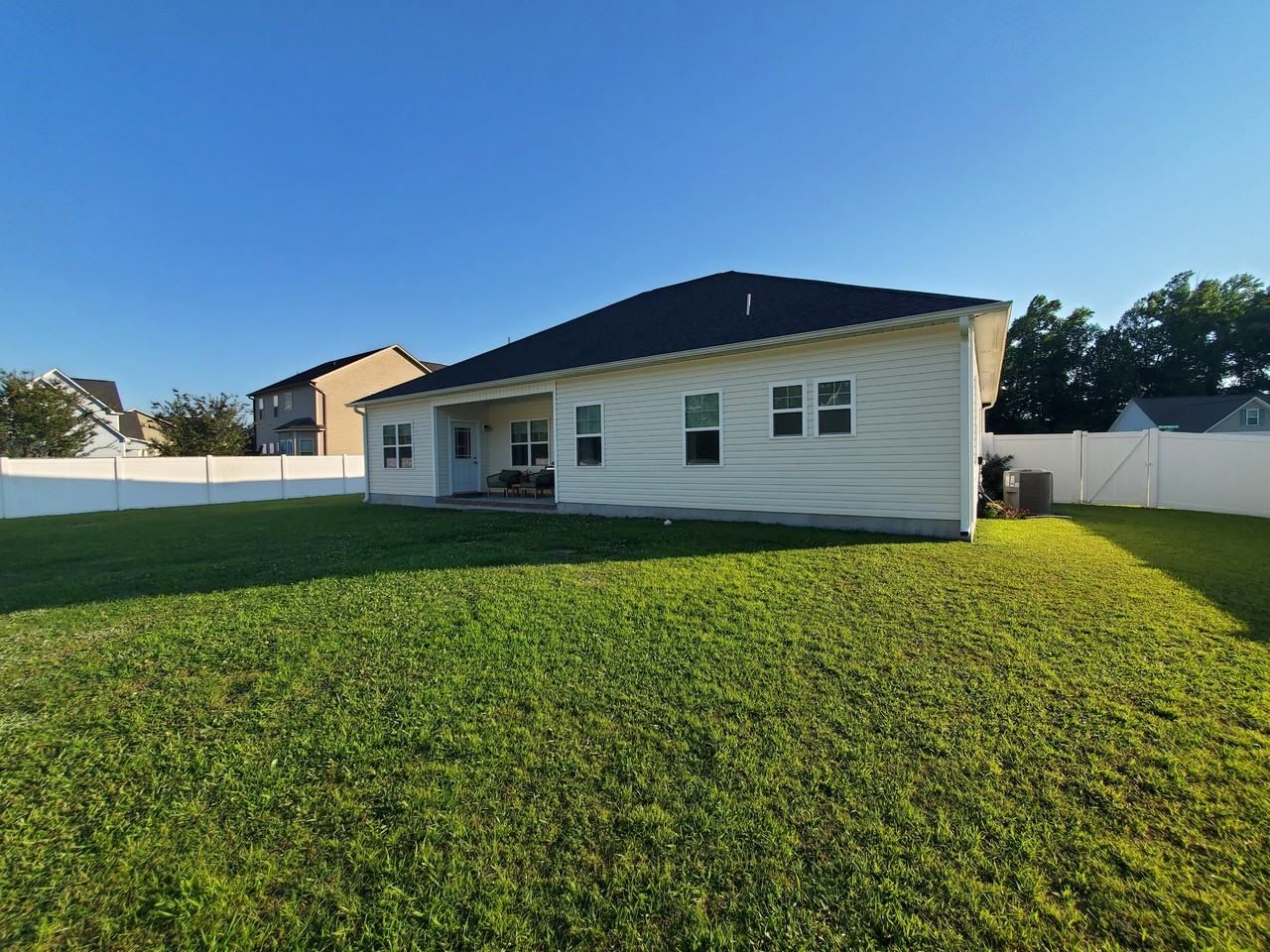 158 Backfield Pl #1 - Photo 6 of 23