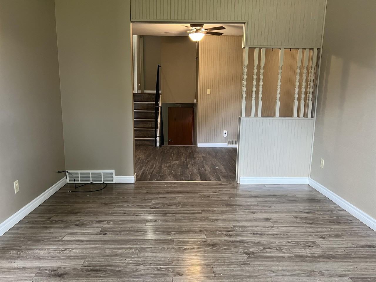 85 Gladstone Ave #1 - Photo 4 of 16
