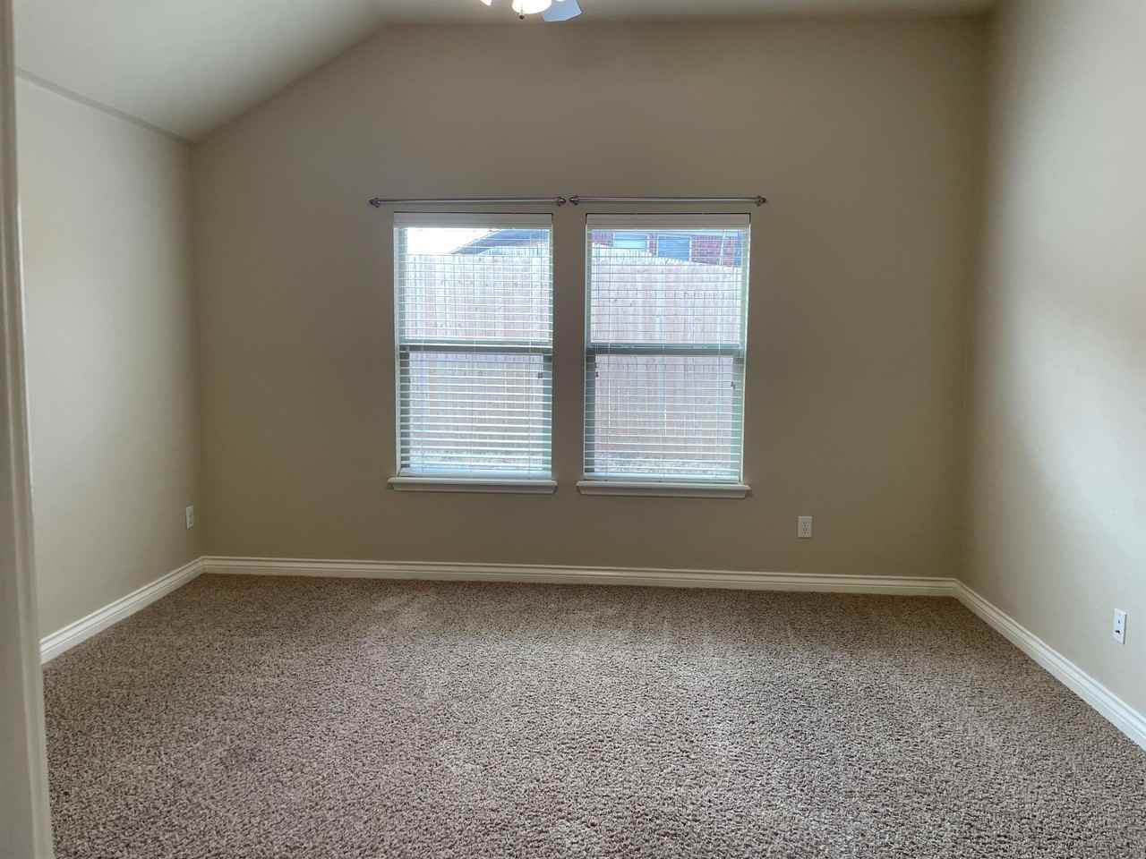 2609 Nw 182nd St #1 - Photo 6 of 19