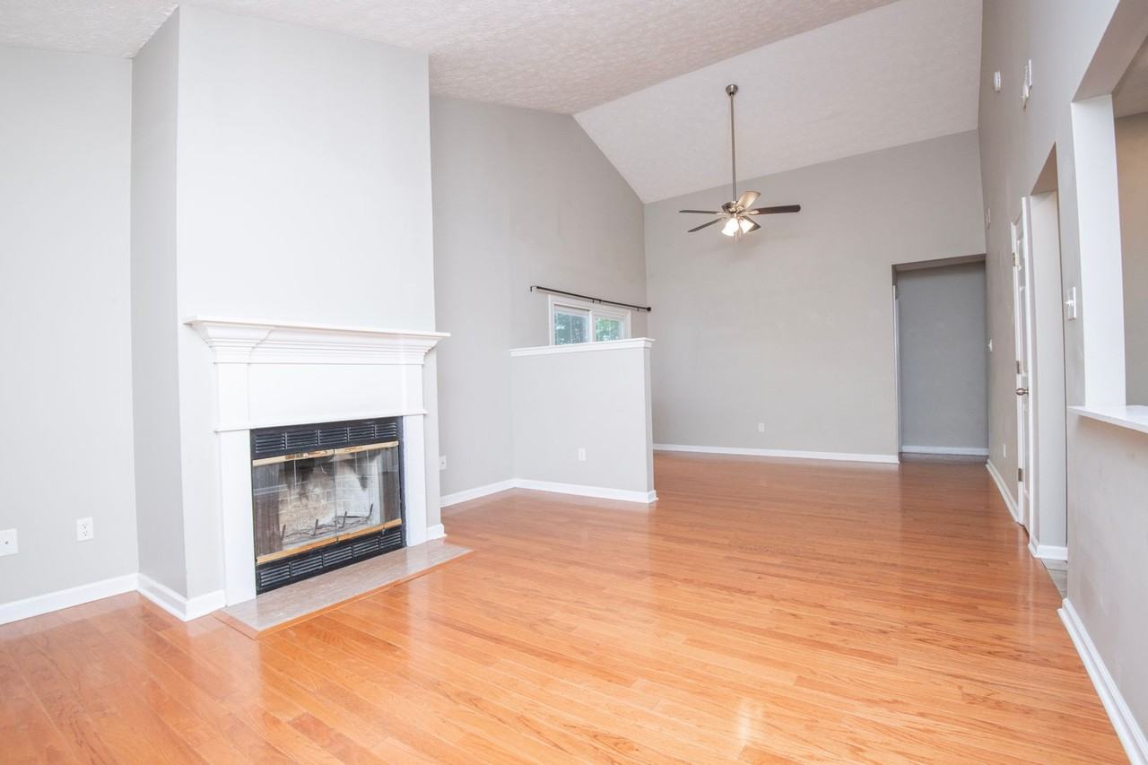 8816 Mill Run Dr - Photo 5 of 36