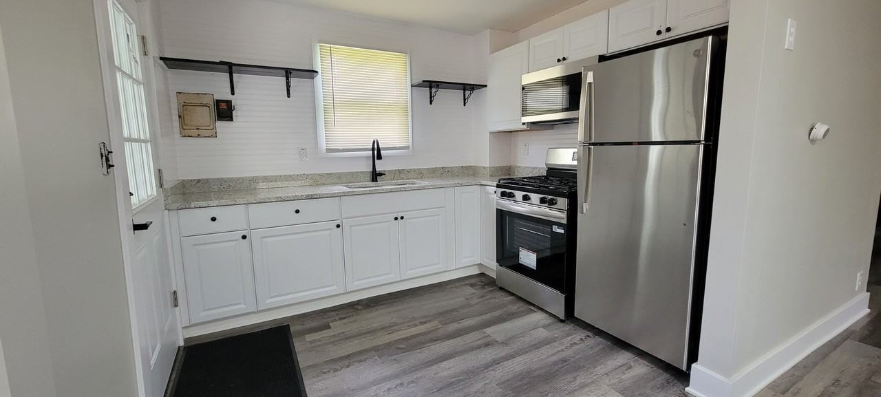 24065 Murray St #1 - Photo 6 of 18