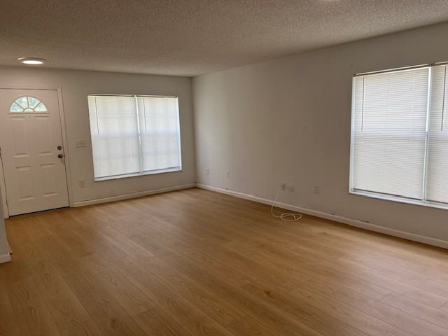 1139 Ballyshannon Pkwy #1 - Photo 3 of 9