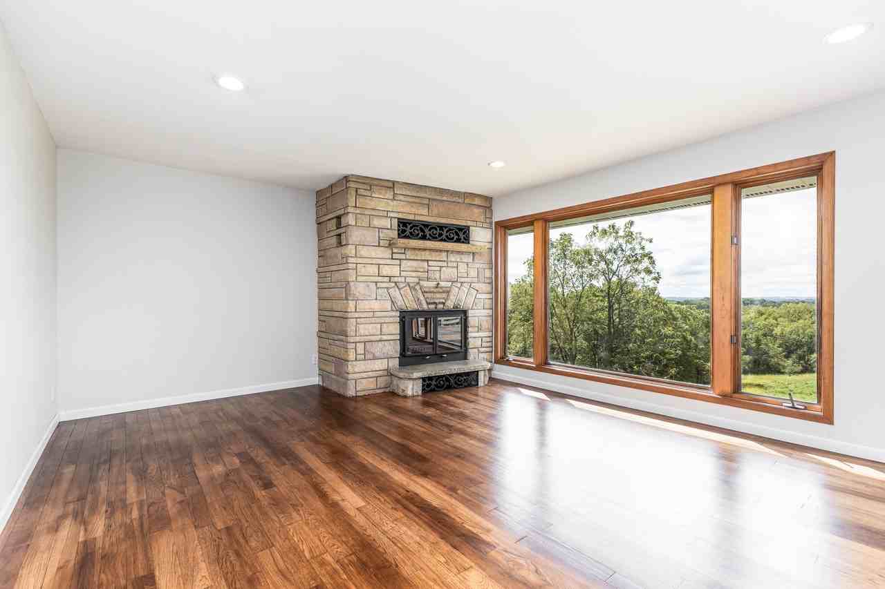 4194 Saint Catherine Rd #1 - Photo 5 of 34