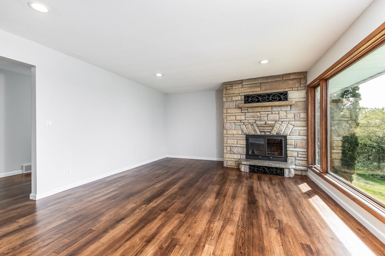 4194 Saint Catherine Rd #1 - Photo 6 of 34
