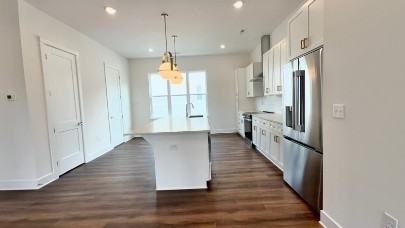 4016 Arvida Ln. Charlotte NC 28208 - Photo 6 of 50