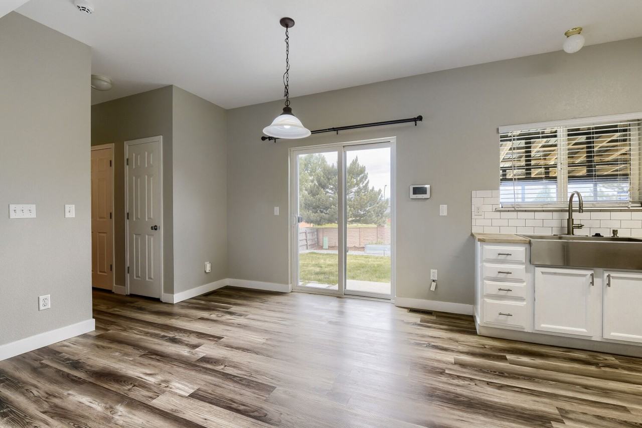 8102 Silver Glen Dr #1 - Photo 4 of 17