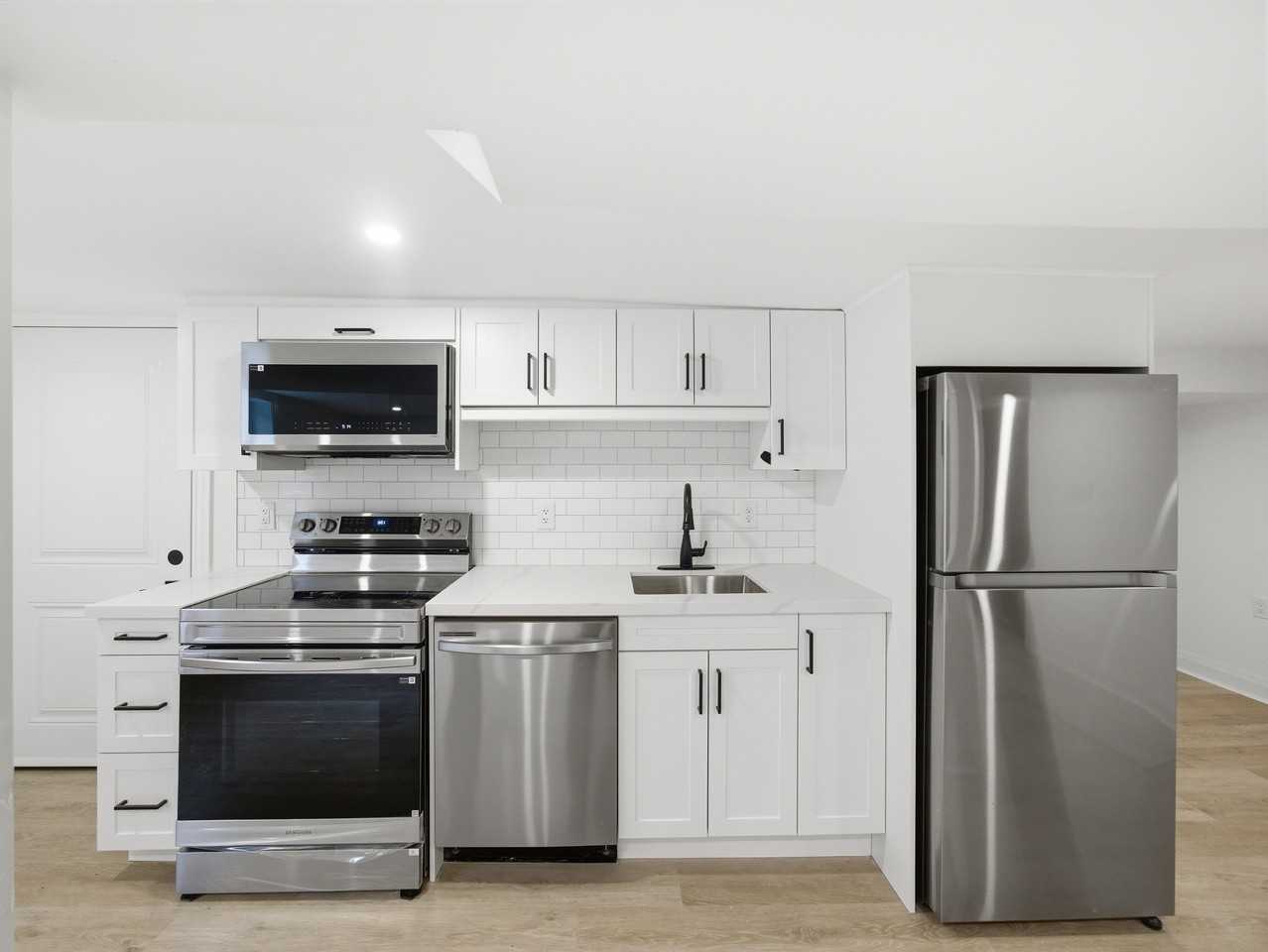 647 Limeridge Rd E #1 - Photo 4 of 10