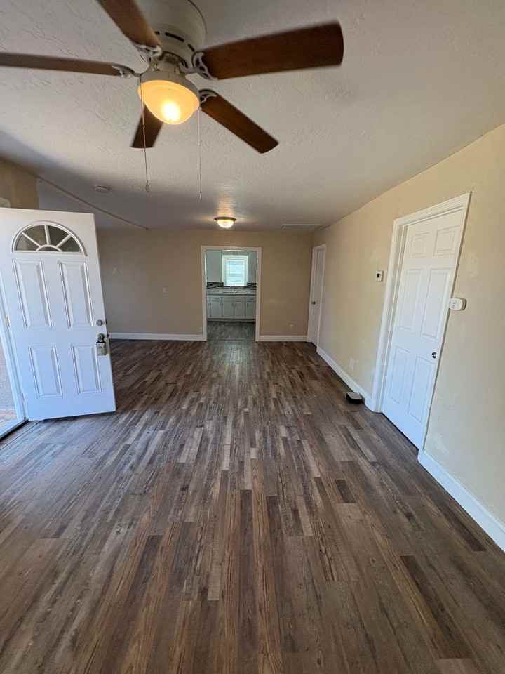 13405 Avenue 432 - Photo 3 of 18