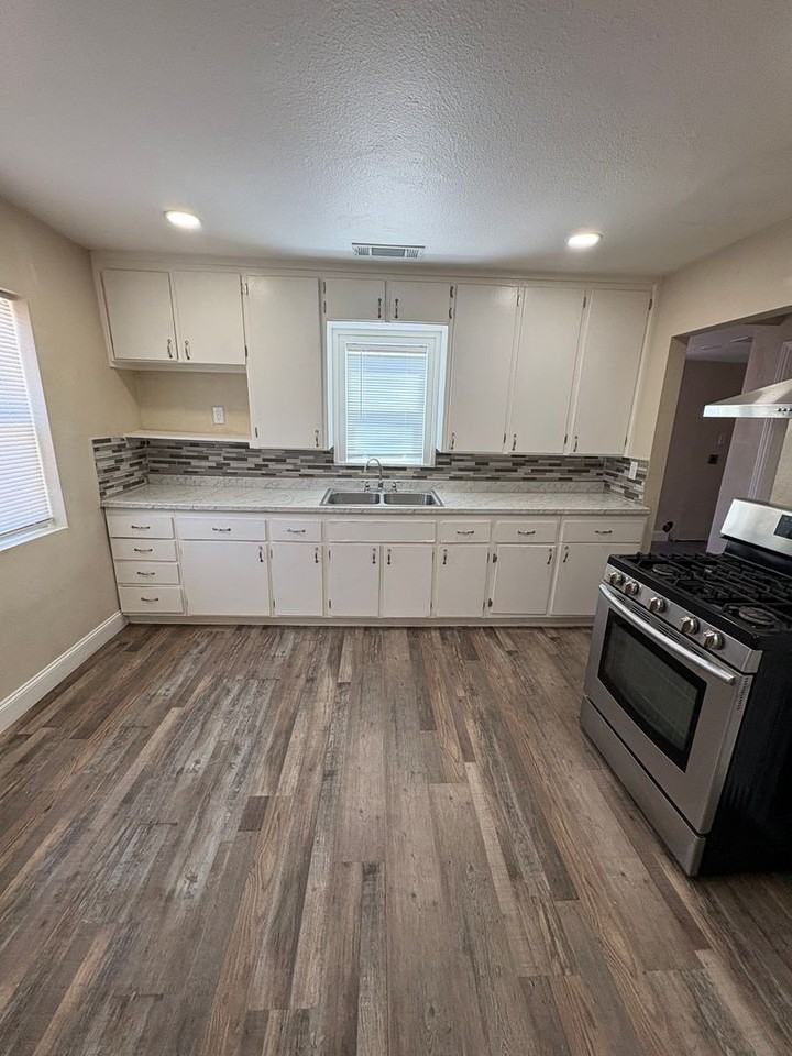 13405 Avenue 432 - Photo 6 of 18
