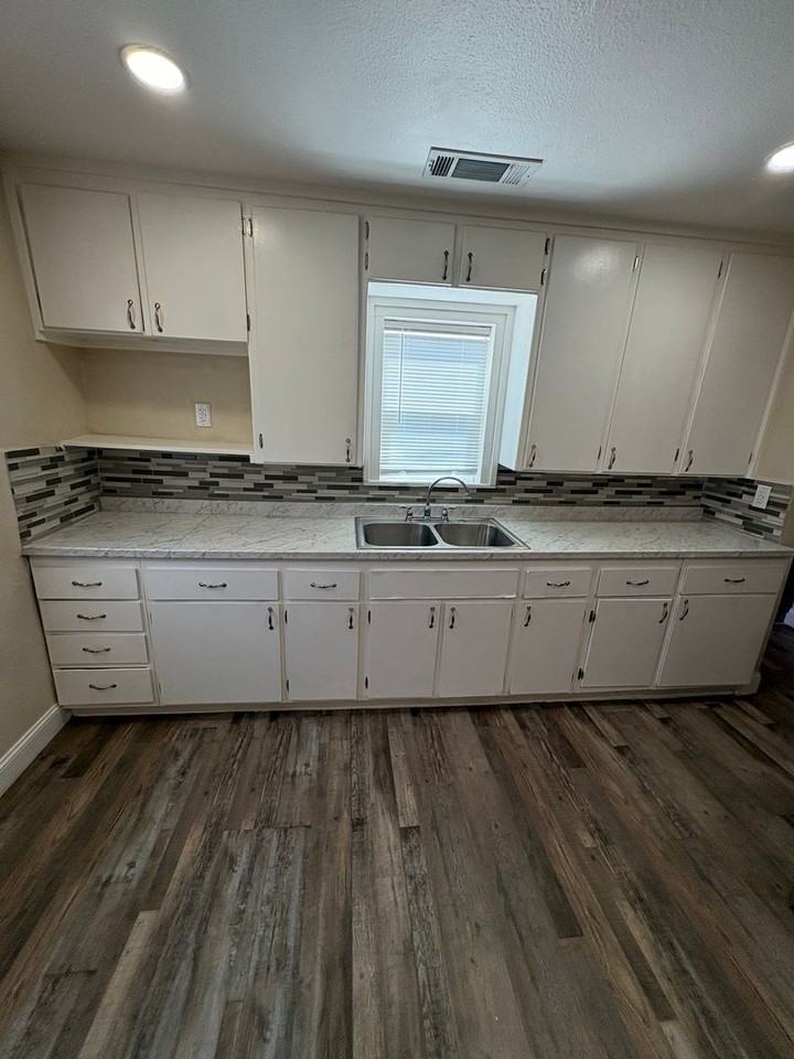 13405 Avenue 432 - Photo 7 of 18