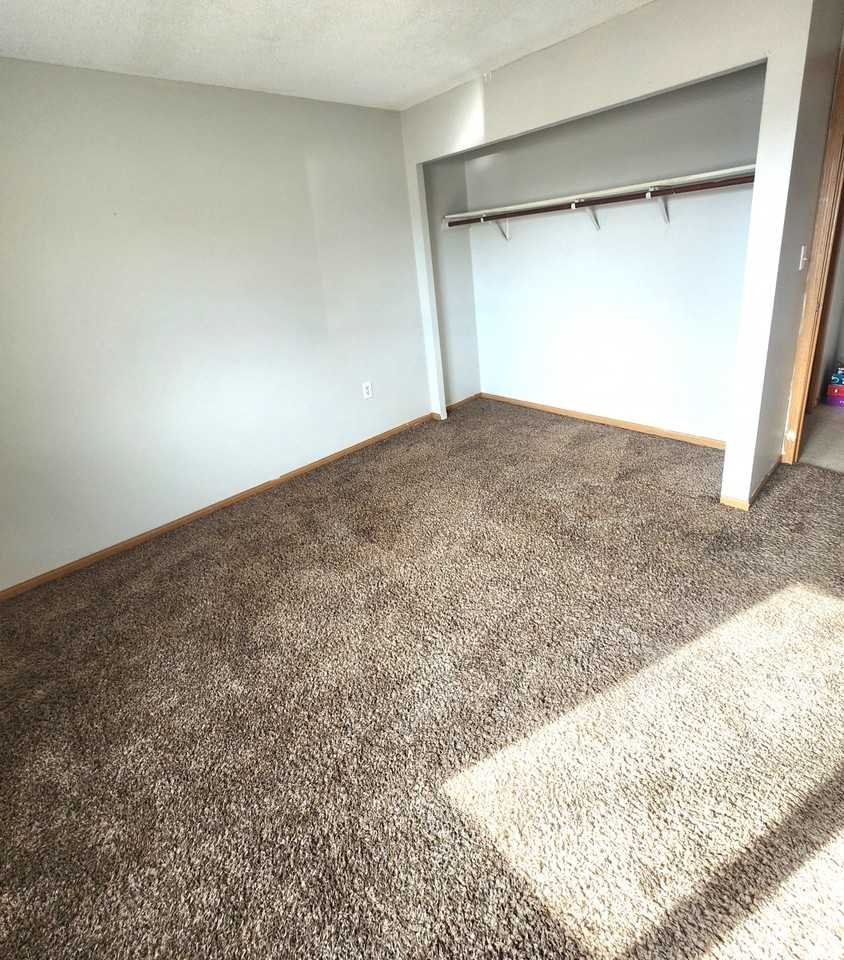 500 S 13th St #1 - Photo 4 of 14