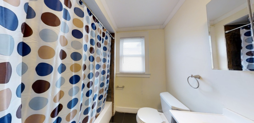 2401 E Genesee St #2 - Photo 5 of 11