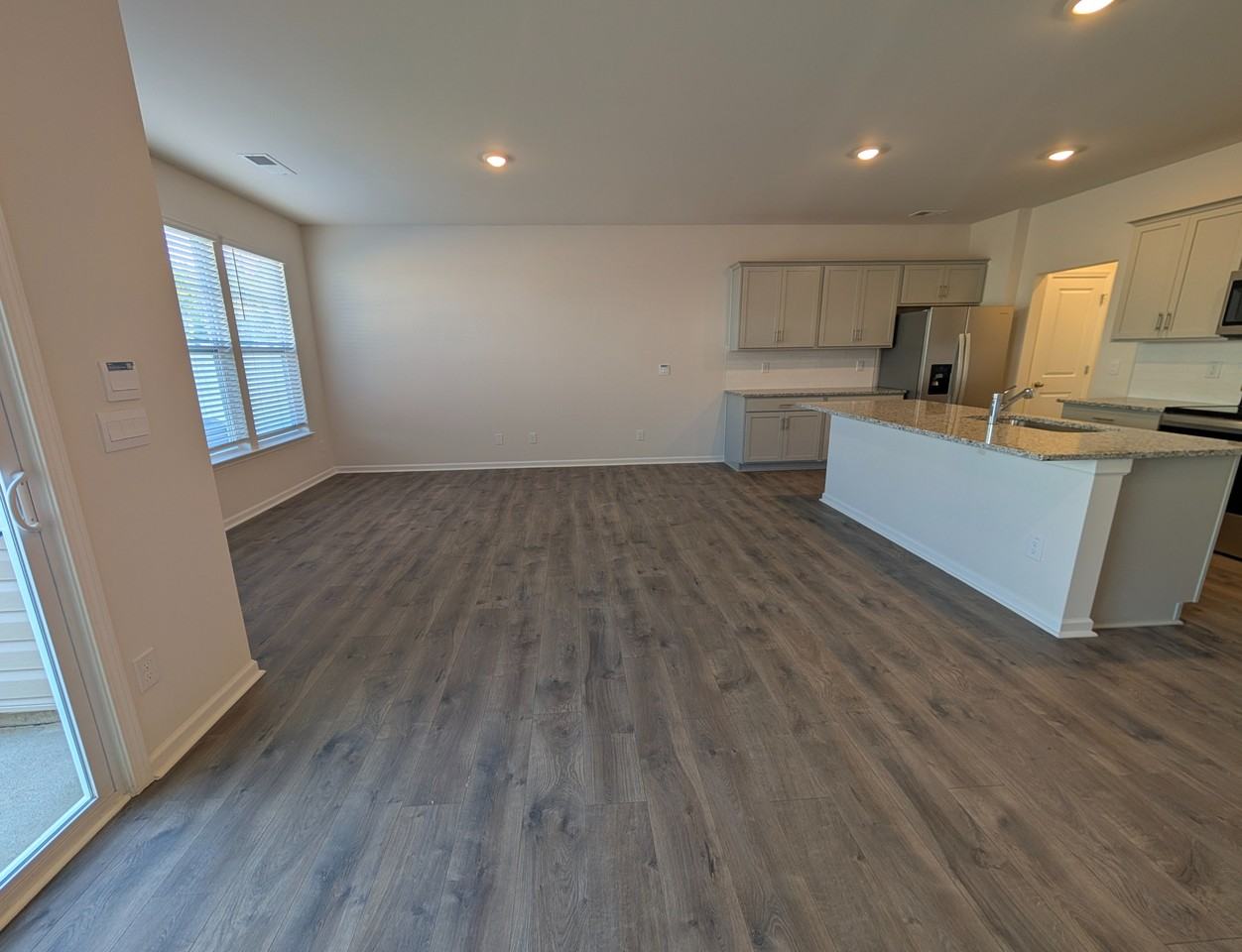 1662 Hallview Ct #1 - Photo 4 of 20