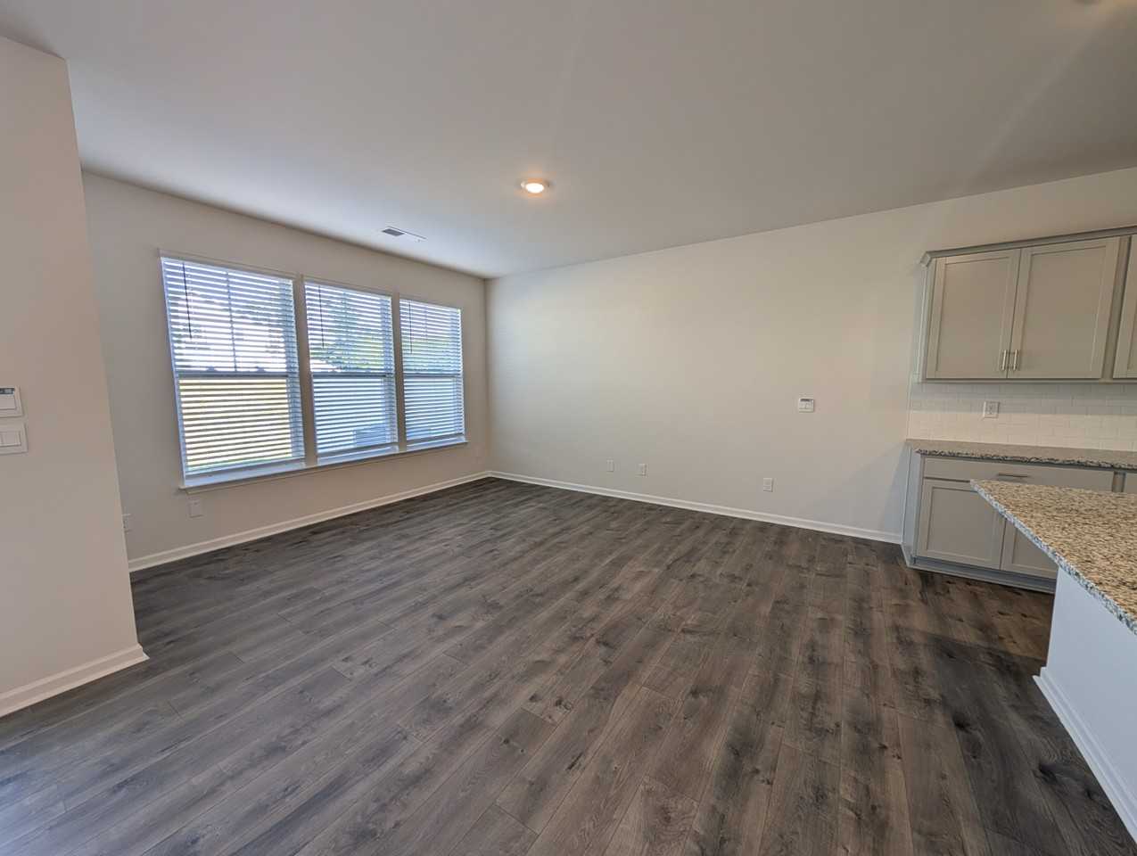 1662 Hallview Ct #1 - Photo 5 of 20