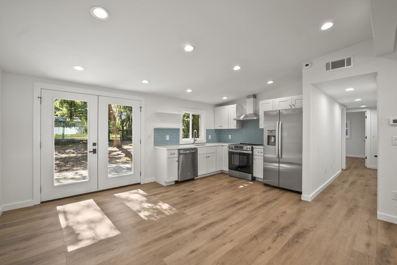 1608 Madrid Ave #1 - Photo 5 of 15