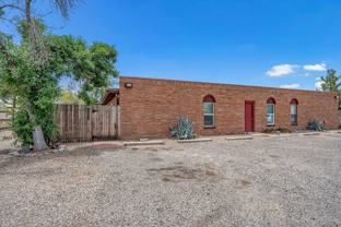 3052 N Edith Blvd - Photo 1 of 1