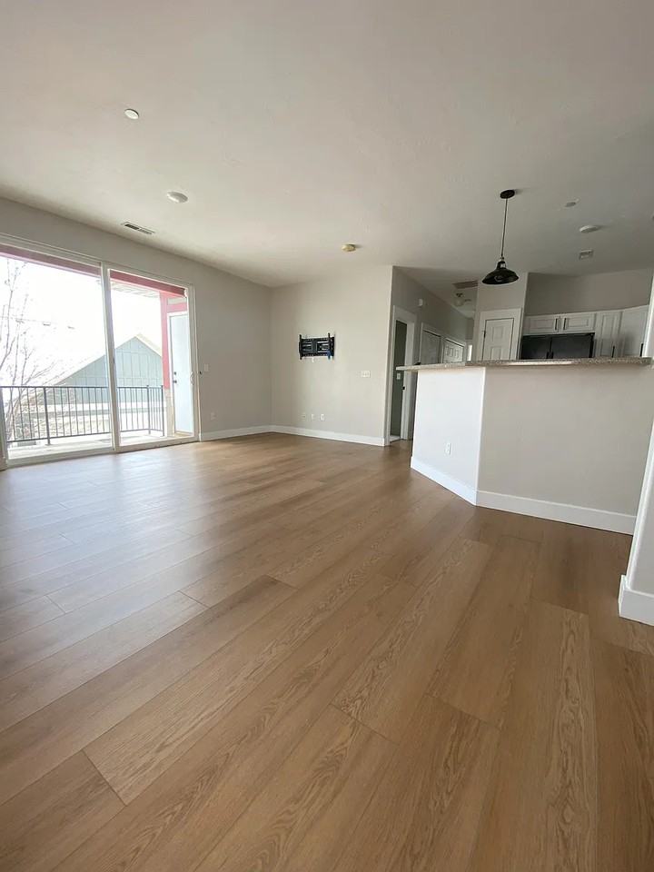 11448 S Oakmond Rd #1 - Photo 3 of 24