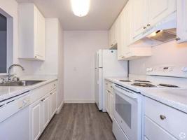 featured image of 100 Larissa Ln