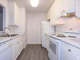 100 Larissa Ln - Photo 1 of 1