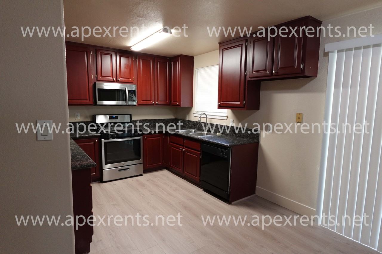 4116 Stephen Dr #1 - Photo 2 of 3