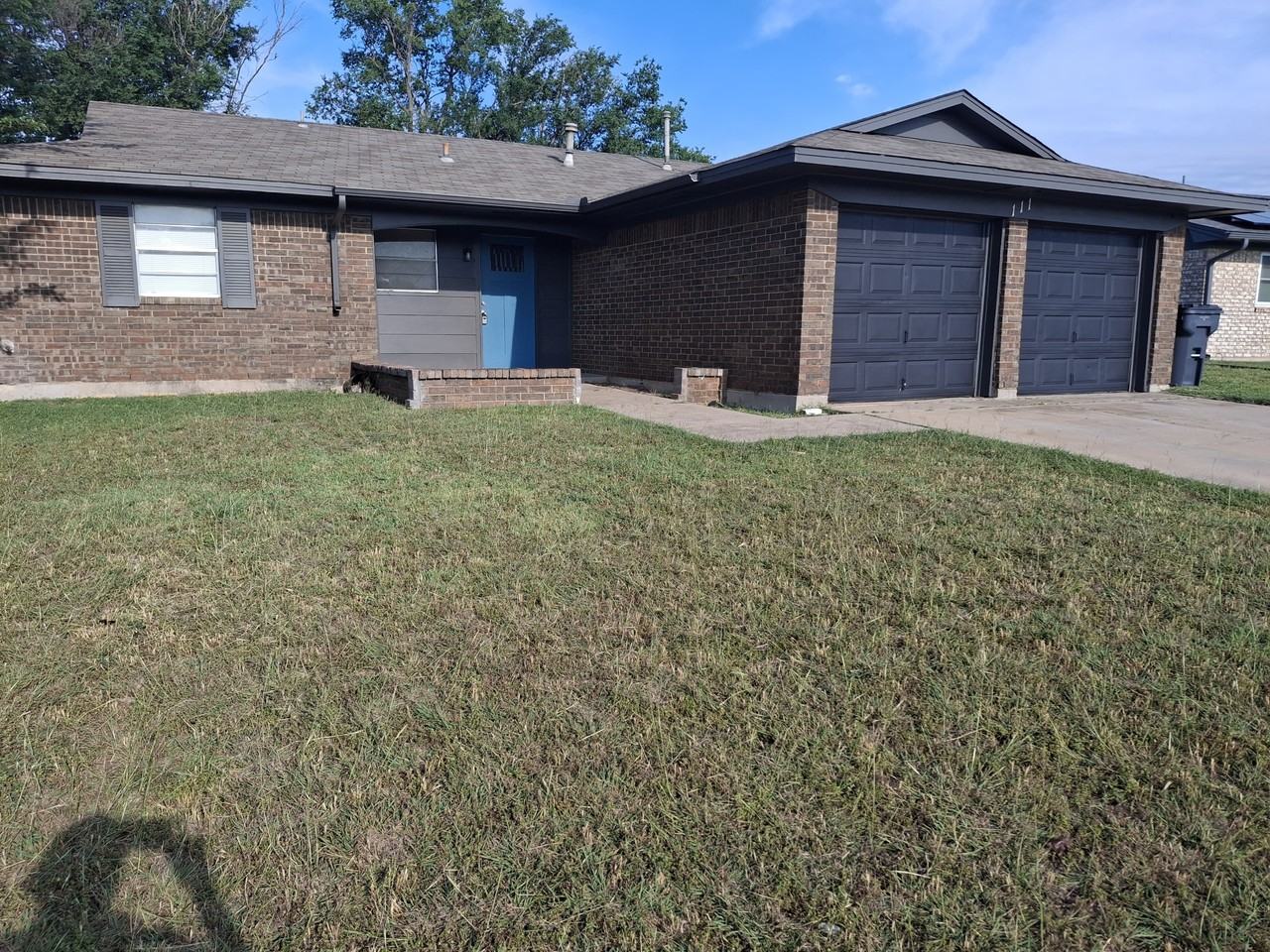 111 Se Coachman Dr #1 - Photo 2 of 16