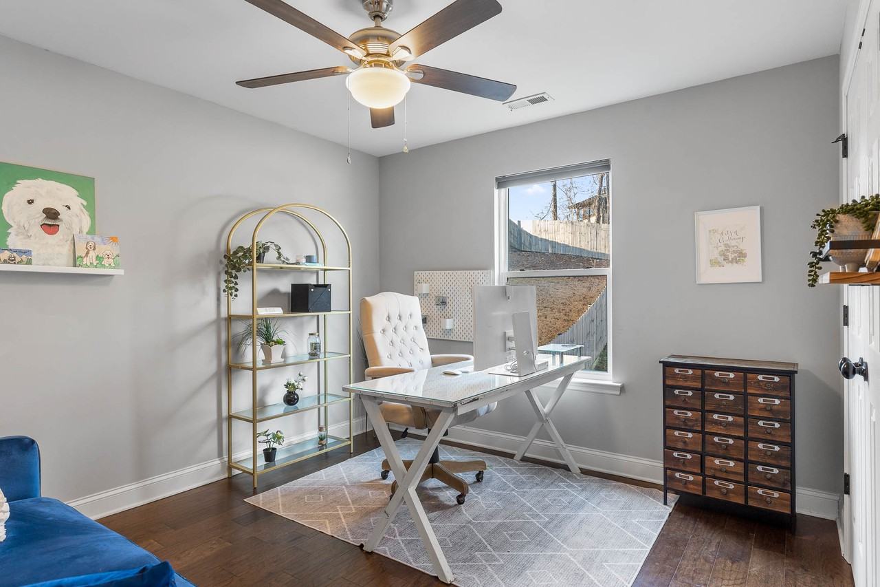 446 Candytuft Ln #1 - Photo 4 of 12