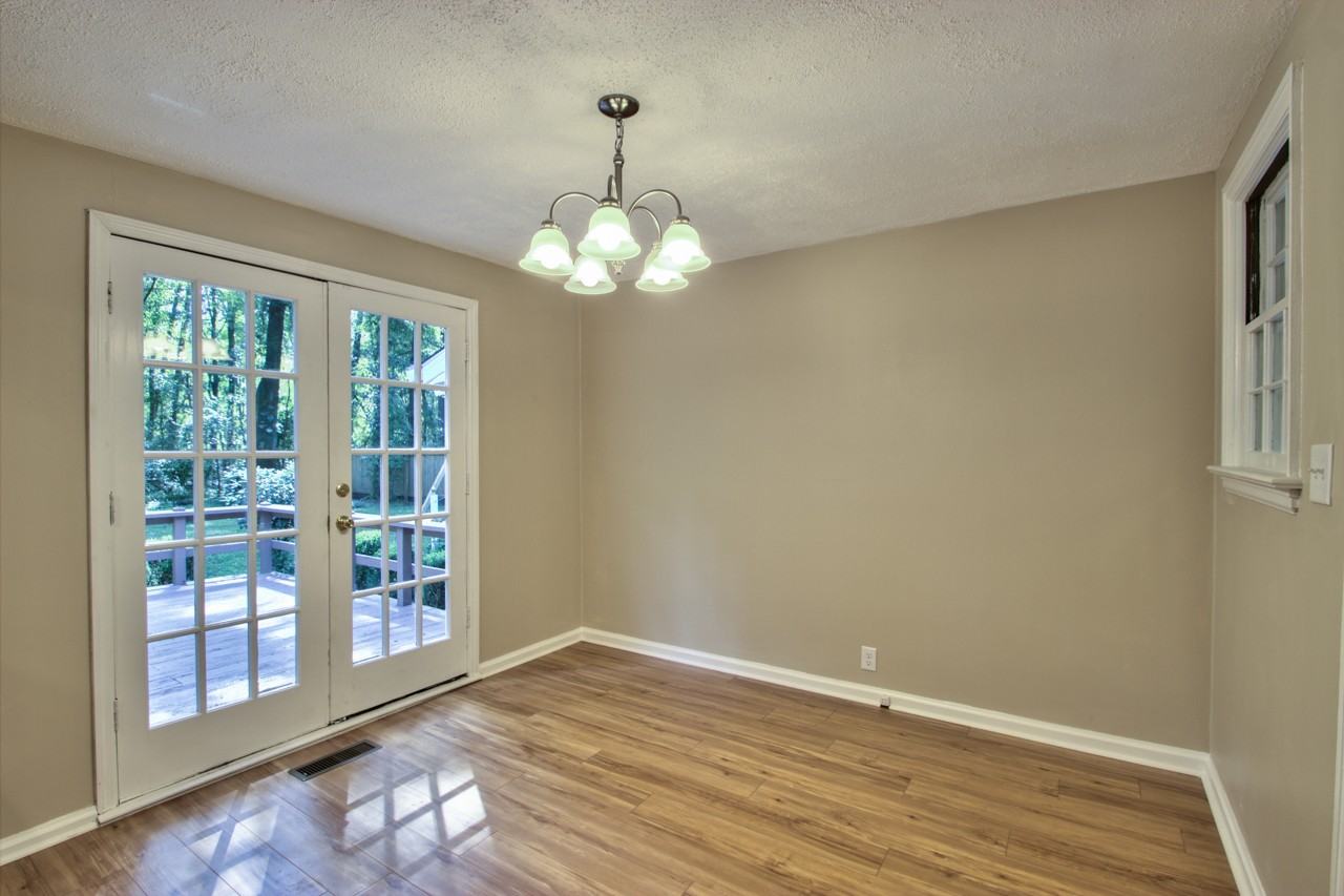 301 Cactus St #301 - Photo 5 of 11