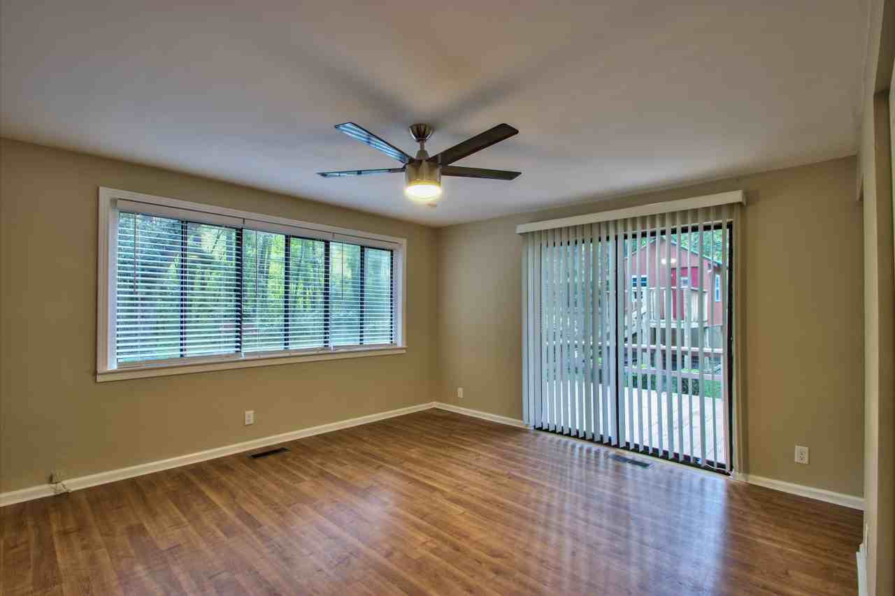 301 Cactus St #301 - Photo 7 of 11